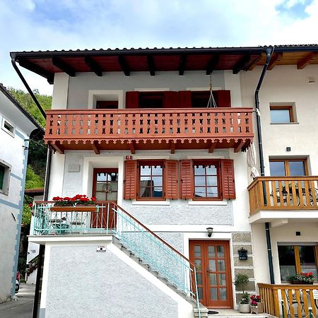 Villa Hisa Rejmr With Private Parking à Kobarid Extérieur photo